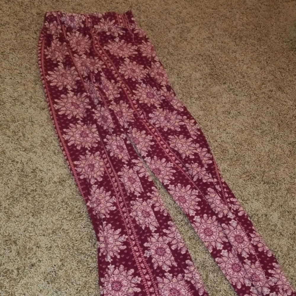 Girls palazzo pants.